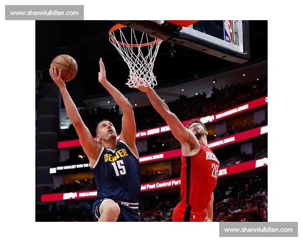 三节打卡 14+14+15!约基奇三双率掘金擒太阳取首胜 三节打卡 14+14+15!约基奇三双率掘金擒太阳取首胜