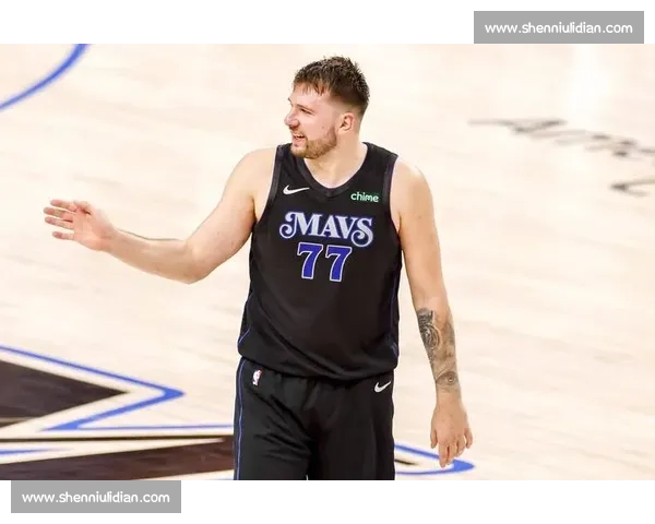 瘦身东契奇火力狂飙，独行侠防守豪赌难掩失衡