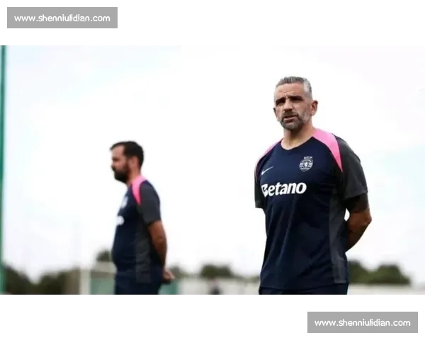 波尔图传奇若热 - 科斯塔离世前最后签名曝光：球迷含泪回忆 “他当时还笑着和我打招呼”